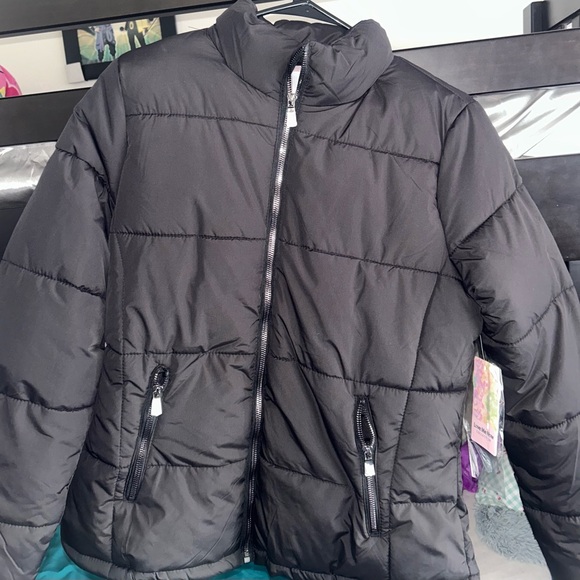 New puffer jacket - Picture 1 of 3